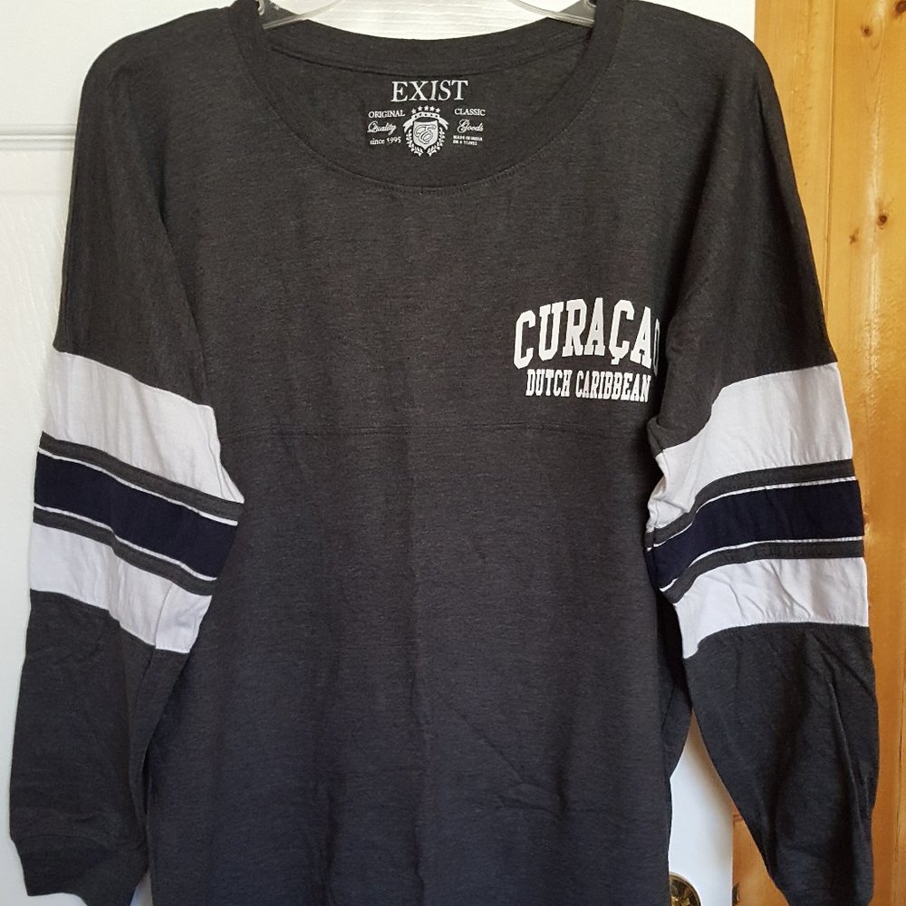 Womens JUNIORS xl long sleeve tee